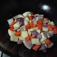 咖喱鸡肉蔬菜饭的做法图解3
