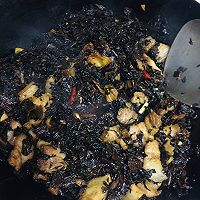 #厨房有维达洁净超省心#梅干菜肉饼的做法图解6