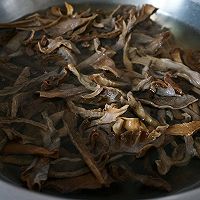 笋干啤酒炖鸡的做法图解5