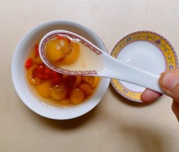 枇杷枸杞饮品 甜甜的～的做法