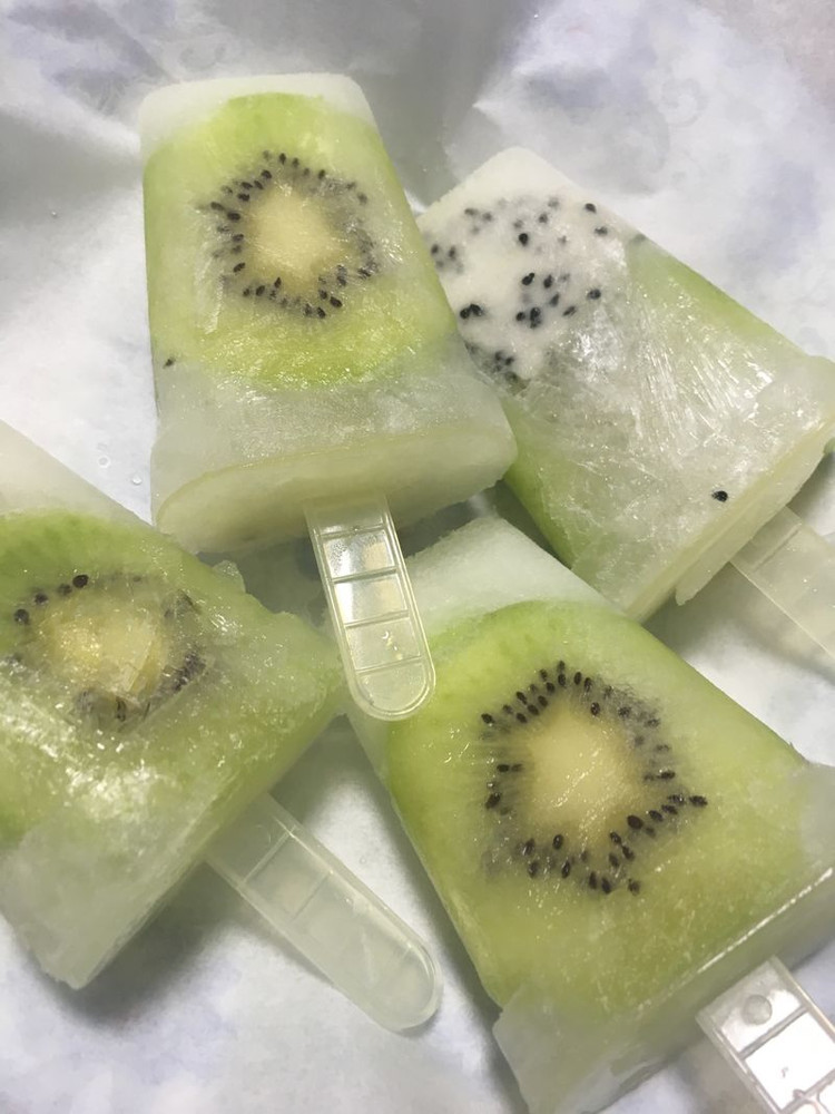 夏日清凉水果冰棒的做法