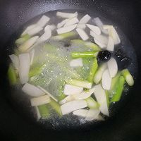 芦笋小炒的做法图解4