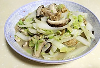 猪油渣炒大白菜香菇的做法