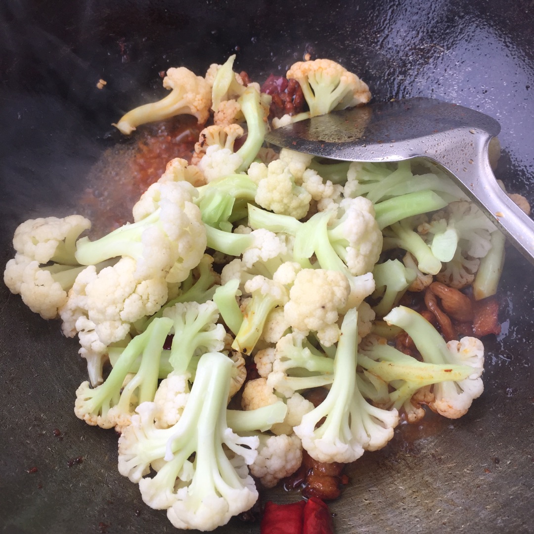 番茄鸡蛋炒菜花怎么做_番茄鸡蛋炒菜花的做法_豆果美食