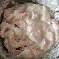 酥脆面包糠炸肉筋的做法图解3