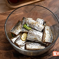 【空气炸锅】家常菜：香酥带鱼的做法图解1