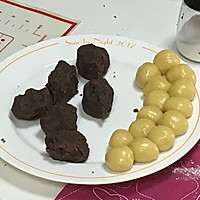 广式豆沙咸蛋黄月饼的做法图解6