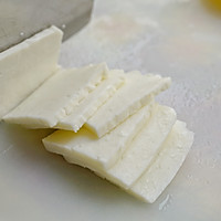 创意哈罗米奶酪新吃法——香煎土豆奶酪夹的做法图解3