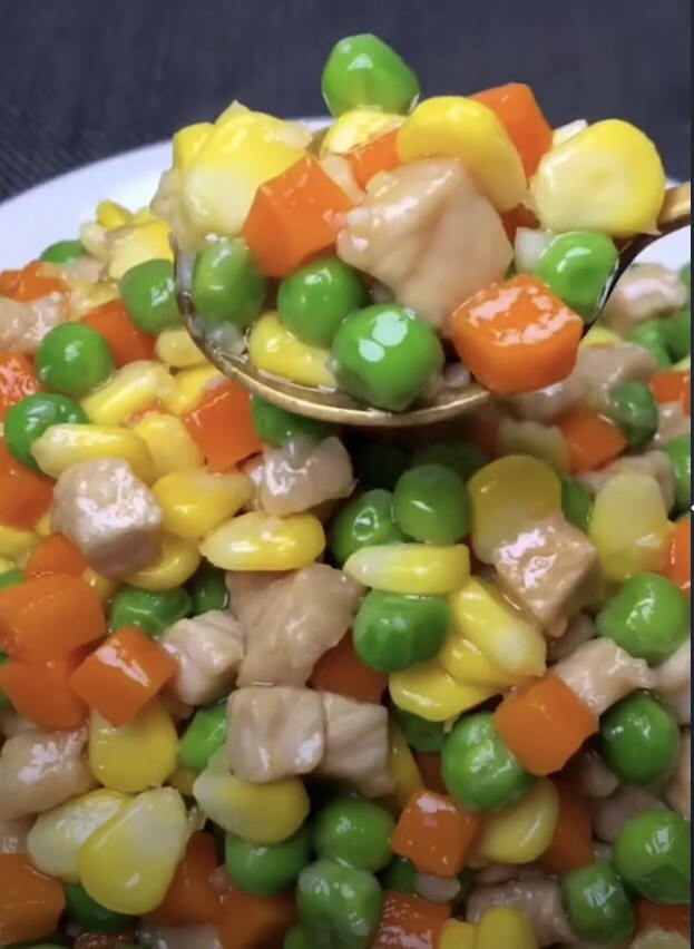 豌豆炒肉的做法