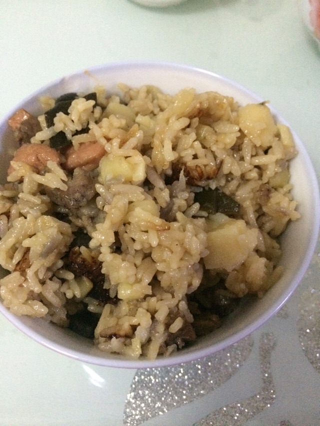 腊肠土豆闷饭的做法图解4