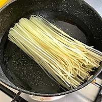 #饕餮美味视觉盛宴#番茄螺蛳粉的做法图解3