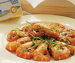 #安佳真草饲 营养护全家#柠香泰式黄油虾，好吃到爆！的做法