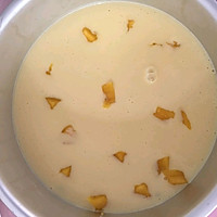 无淡奶油版8寸芒果酸奶慕斯蛋糕的做法图解11