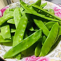 火腿荷兰豆的做法图解1
