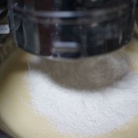 橙味蒸蛋糕的做法图解5