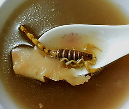 土茯苓煲蝎子汤的做法