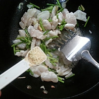 蒜薹炒鱼块的做法图解10