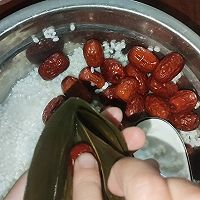 包粽子的做法图解2