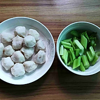 #钟于经典传统味# 香菇虾米焖鱼丸的做法图解4