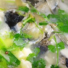 鱼头豆腐汤，清淡有营养