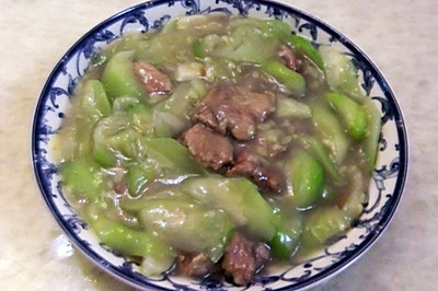 丝瓜炒肉片