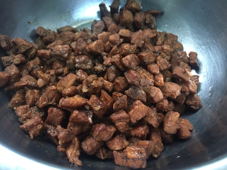 猪肉粒的做法图解1