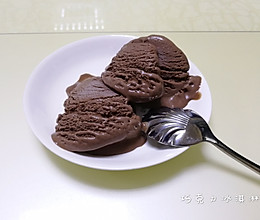 超浓郁巧克力冰淇淋的做法