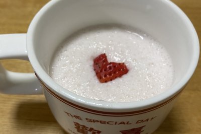 草莓奶昔