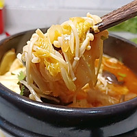 #暖冬酱在手，嗨吃部队锅#韩式辣白菜豆腐汤的做法图解15