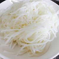 猪肉炖粉条的做法图解4
