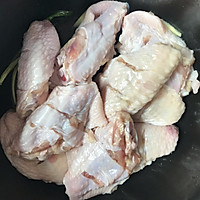 薯片炸鸡中翅的做法图解2