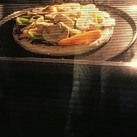peperoni pizza(意大利辣香肠披萨)的做法图解7