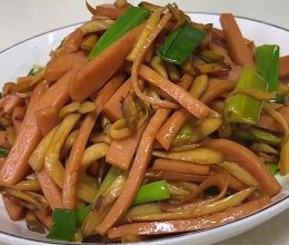 午餐肉杏鲍菇炒青椒的做法
