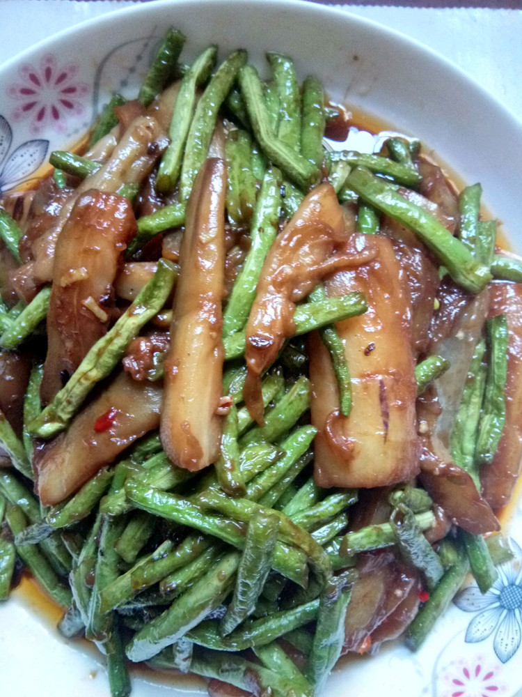 茄瓜炒豆角的做法
