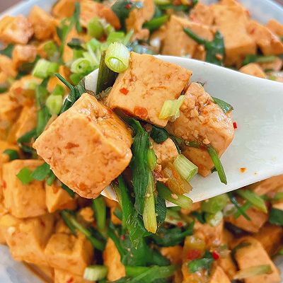 辣炒豆腐，炒鸡下饭
