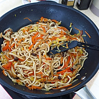 杂菌娃娃菜炒面的做法图解9
