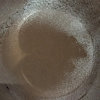 可可瑞士卷的做法图解2