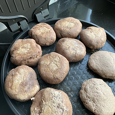 黑全麦发面饼