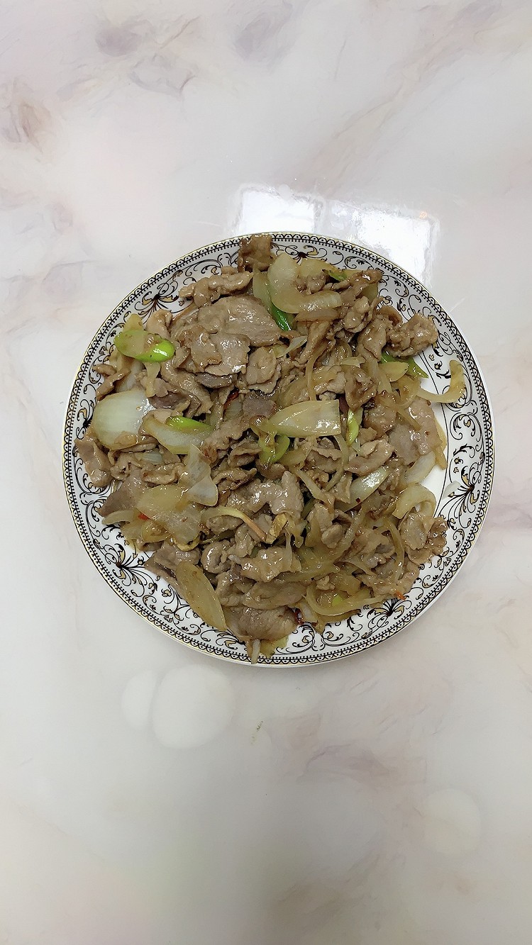 双葱爆肉的做法