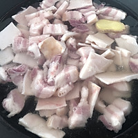 偏甜口的红烧肉的做法图解2