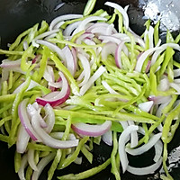 孜然炒肉#寻味外婆乡#的做法图解6