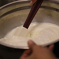 鲜奶双峰吐司-----天然酵种牛奶面团的做法图解3