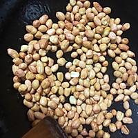 油煎花生的做法图解2