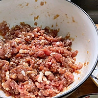 香芋肉沫煲的做法图解2
