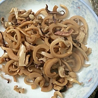 鱿鱼干炒芹菜的做法图解4