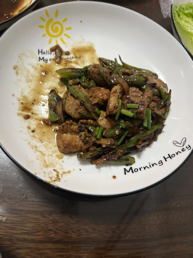 辣椒炒肉的做法
