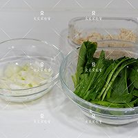 菠菜豆腐浓汤的做法图解2