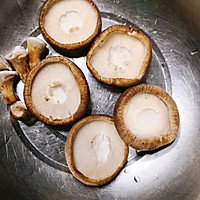 香菇油菜新吃法的做法图解1