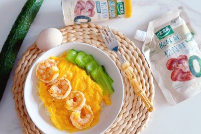 16+8轻断食｜盐渍青瓜滑蛋虾仁饭