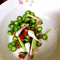 干鱼炒酸的做法图解5